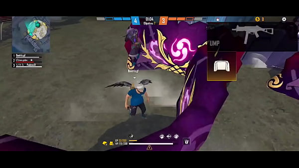 Mastiga your rapariga de estima&ccedil;&atilde;o chifrudo e seu companheiro de time gay 