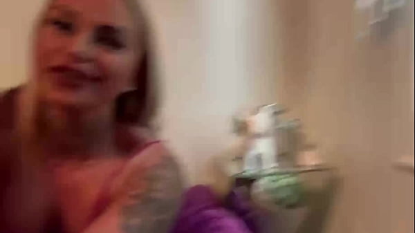 Play MP4 - Stephanie Love &vert; Going Deeper