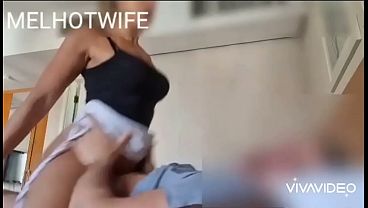 Nonton Eu Tava Estressada, Brigando O Marido Por Qualquer Coisa.. Entao Ele Deu O Remedio Q Eu Precisava Pra Acalmar: Pau De Outro Macho thumbnail