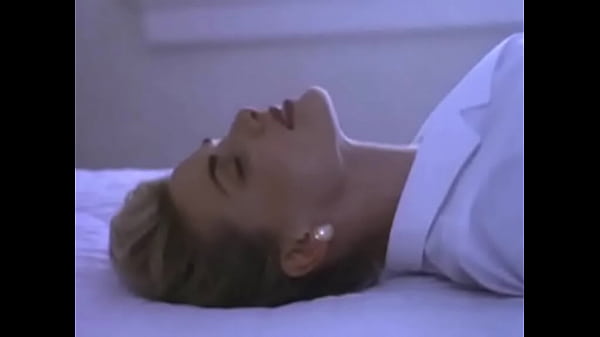 Celebrity Beth Tegarden_Hot Clips