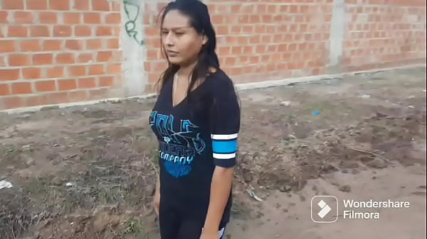 Morrita de 19 a&ntilde;os pillada en la calle me entrega su culito aprieto por un celular eyaculaci&oacute;n en su carita amateur milf