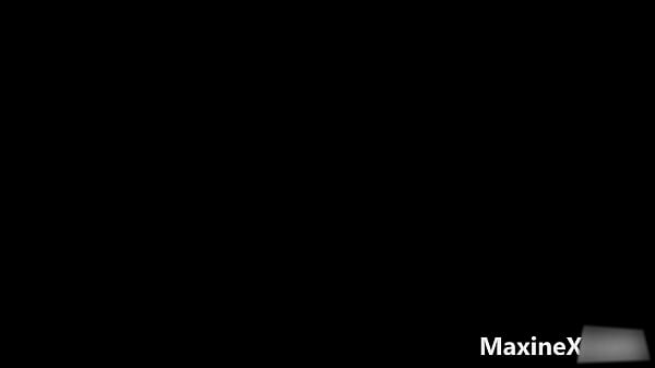 Nonton Layla Lust Got Caught Masturbating By Voyeur Slut Maxine X! thumbnail