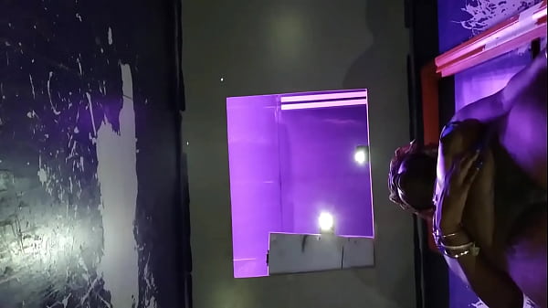 Busting a_Creampie in Tia Amateur Ebony Milf