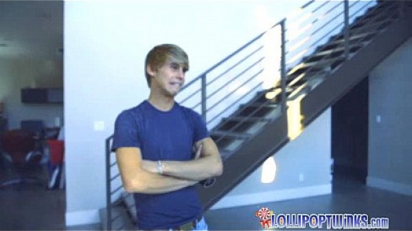 Delivery twink dicked vigorously 