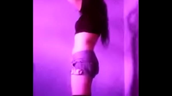 Horny_Latina Dancing To Pony