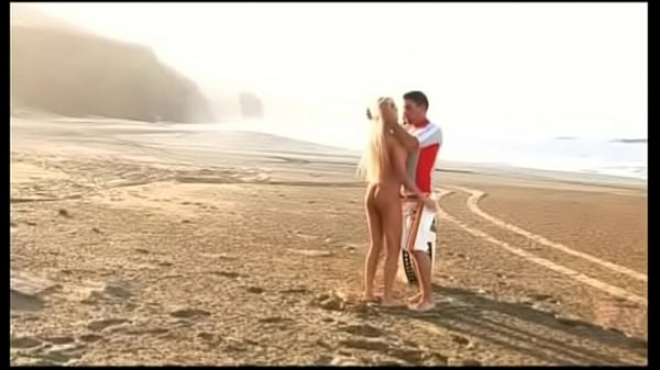 Blonde powerhouse alexis finds some cock on the beach 