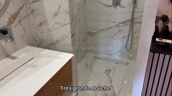 Play MP4 - D&eacute;fi agent immobilier - Il pensait vendre un appart&comma; je l&rsquo;ai fait bander jusqu&rsquo;&agrave; ce qu&rsquo;il me d&eacute;monte comme une vraie salope