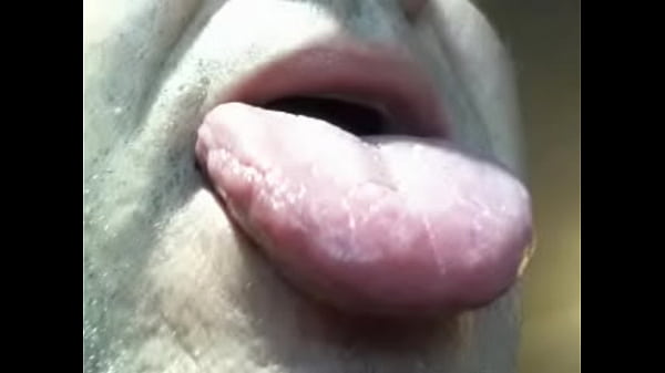 Nonton Tongue thumbnail