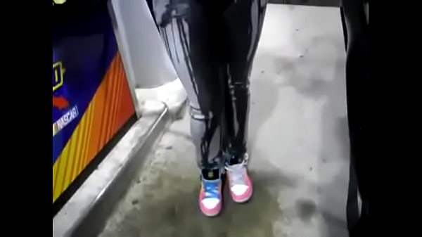 Play MP4 - desperate girl wetting pee jeans while pumping gas