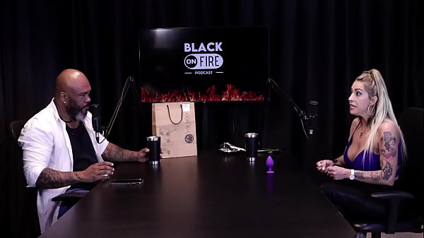 Play MP4 - As meninas querem ser puta por achar bonita ser do job&comma; n&atilde;o tem obriga&ccedil;&atilde;o de mamar pra ficar de pau duro se broxar&comma; e a inje&ccedil;&atilde;o no p&ecirc;nis&period;&period;&period; - Julia Fontanelli &lpar;WATCH ON&colon; SHEER&sol;RED&rpar;