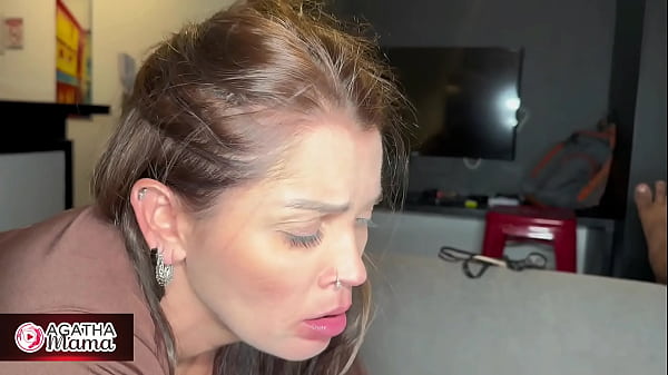 Agatha mama festinha das amigas tarada com neg&atilde;o dotado arrombando a buceta das milf safadas 