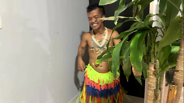 Nonton Le Doy Un Excitante Baile Hawaiano A Mi Sexi Embarazada Hermanastra Hasta Terminar Poni&eacute;ndola Muy Cachonda Y Follarla Duro Con Mi Enorme Y Rica Polla Por Su Apretado Co&ntilde;o Y Llenarlo De Toda Mi Leche thumbnail