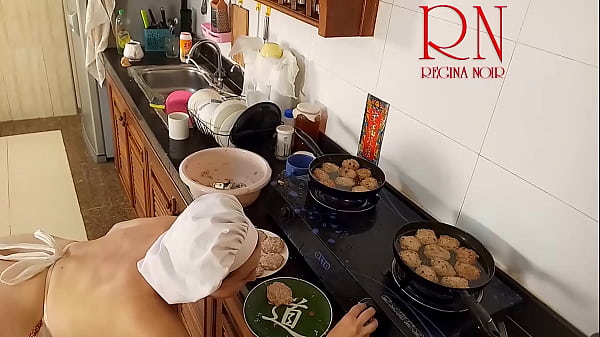 Nudist housewife Regina Noir cooks at the kitchen. Naked maid. Naked housewife. s3 
