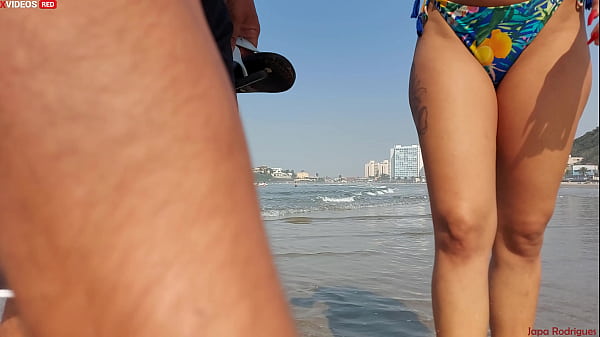 Play MP4 - FUI NA PRAIA COM MEU AMIGO  E ACABEI TRANSANDO COM ELE &lpar; video completo xvideos RED&rpar; Lipe Louco