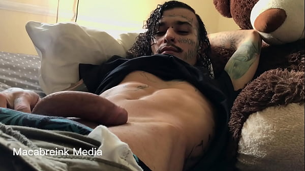 Me caliento y me toco antes de_irme a trabajar_porque soy macabreink xxx