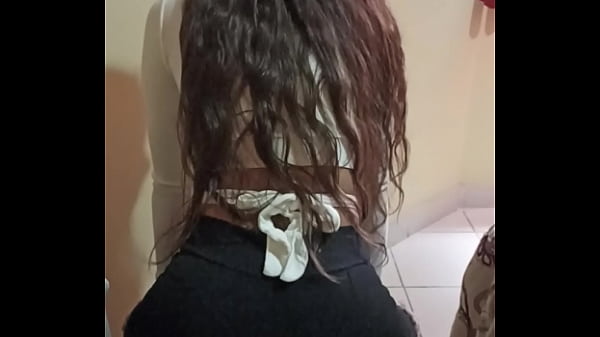 Venezolana Casada En Lima Peru Puta Ofrecida Baila Sensual Perreo Durante Su Primer Casting Porno Amateur thumbnail