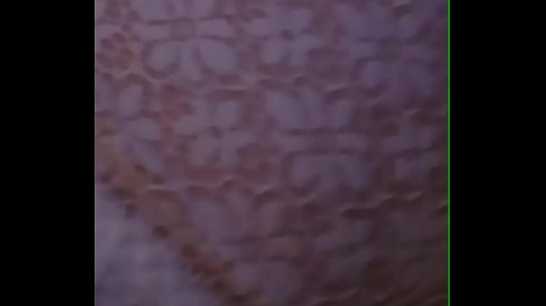 Sophie petite con body blanco y tanguita viene por otro masaje de matriz