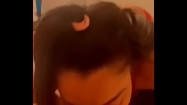 Amandinha do sape mamando