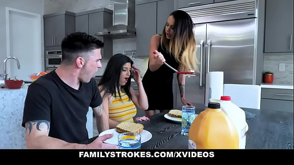 Play MP4 - Stepmom &lpar;Mckenzie Lee&rpar; Has To Pay More Attention To Her Stepdaughter &lpar;Gabriela Lopez&rpar; - FamilyStrokes