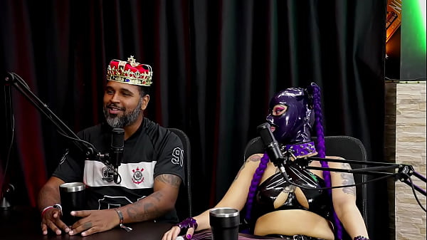 Sempre escutou falar do sadomasoquismo teve sua primeira experi&ecirc;ncia com podolatria contou como se conheceram e a rela&ccedil;&atilde;o funciona madame agatha e jeff neg&atilde;o rei das entrevistas 