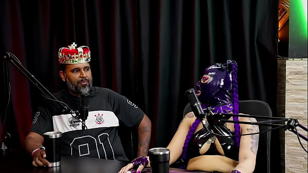 Sempre escutou falar do sadomasoquismo teve sua primeira experi&ecirc;ncia com podolatria contou como se conheceram e a rela&ccedil;&atilde;o funciona madame agatha e jeff neg&atilde;o rei das entrevistas