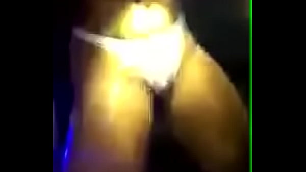 FUNKEIRA GOSTOSA DAN&Ccedil;ANDO SO DE CALCINHA 