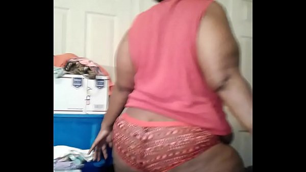 Play MP4 - All Dat Huge Juicy Azz Ms Ann