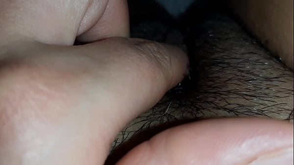 Play MP4 - I tickled my big clit to orgasm