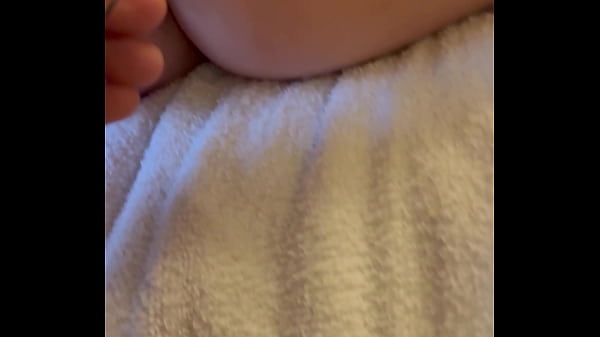 How to remove a butt plug from my wife&rsquo;s ass