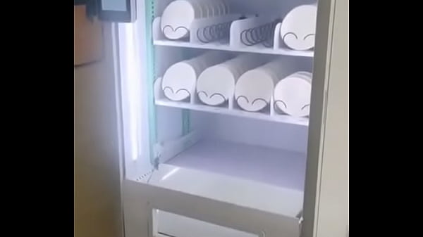 Plate gets smashed meme 