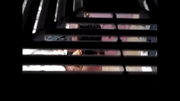 My_neighborout of_the shower real_spying bud