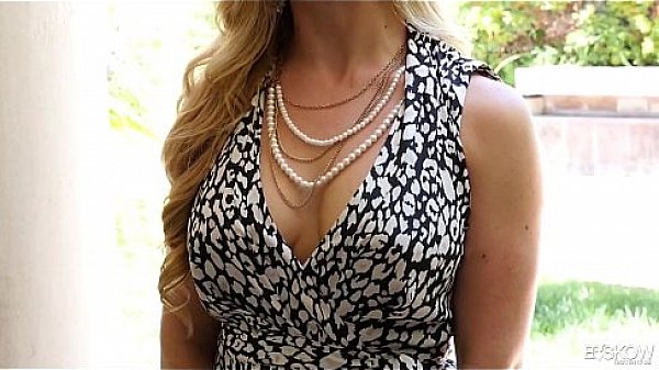 Hot celeb Cherie DeVille loves wild fuck at Bskow 