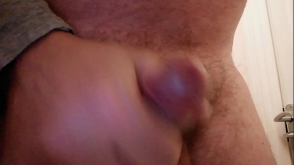 Play MP4 - Good night cumshot