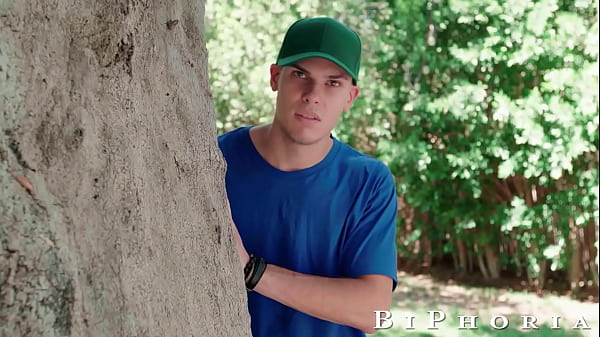 Hunk Roman Todd Fucks Hot Couple 