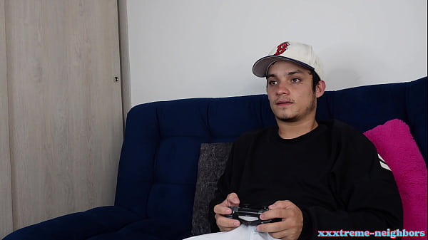 Nonton He Finds Me Masturbating And Ends Up Swallowing It All. thumbnail