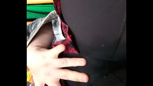 Sissy wetting yoga tights and rubbing 