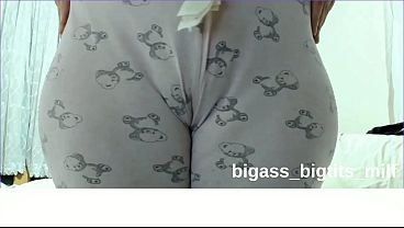 Camel Toe-masturbate Pajamas thumbnail