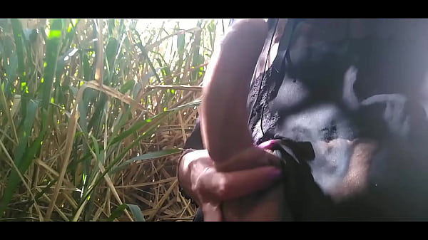 Paloma Veiga Fudendo Cara No Mato thumbnail