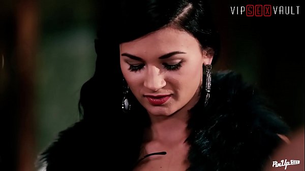 Play MP4 - VIP SEX VAULT -   Czech Babe Keira Surprise BF With Classy Outfit