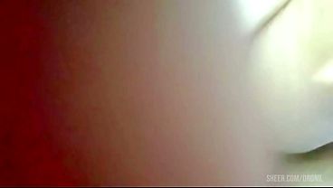 Follando Con Mi Hermanastro, Me Divierto Mucho Mientras El Me Mete Su Polla Sin Cond&oacute;n En Mi Co&ntilde;o H&uacute;medo. Soy Una Hermanastra De Grandes Tetas Muy Complaciente thumbnail