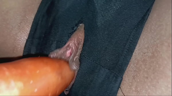 Topless teen jerks off the technician