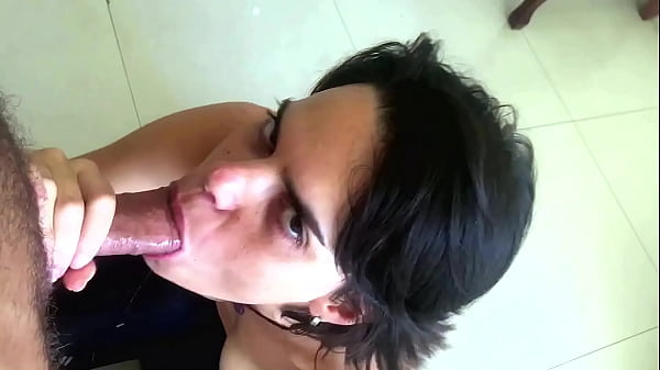 Play MP4 - Beautiful MILF loves cum in mouth