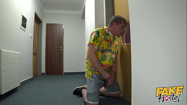 Play MP4 - Fake Hostel - Fucking machine pumps horny young Russian babe up the ass before guy comes in to give her squirting orgasms&comma; filling her up double penetration and hardcore sex ending with an anal creampie