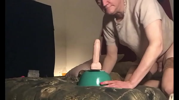 Another lonely Saturday night 