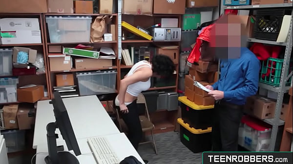 Caliente_Ladrona MorenaFucked and Recorded POV mode - Teenrobbers.com