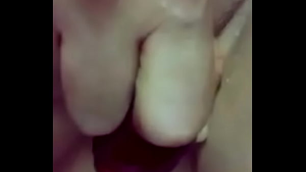 Quien quiere con ella 