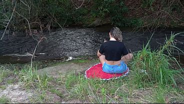 Nonton Encounter With A Stranger At A Waterfall Ends In Public Sex. thumbnail