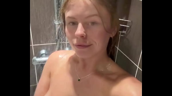 Nonton It Felt Goood To Get Home Yesterday! thumbnail