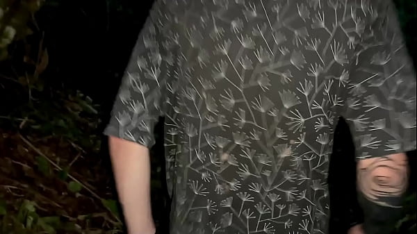 Nonton Quebrando A Garganta Profunda Da Pernocas No Meio Do Mato thumbnail