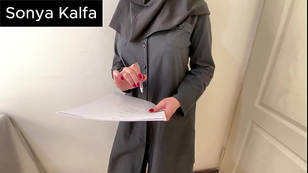 Nonton Secretary In Hijab Gets Fucked At Boss House thumbnail